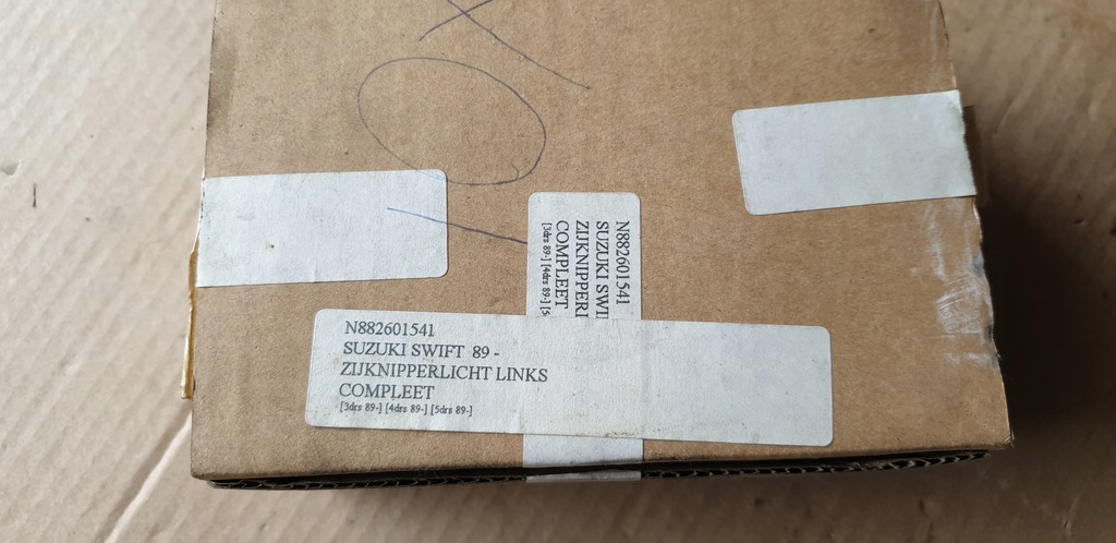 фото №10, Лампа поворотник поворотник suzuki swift ii 89-