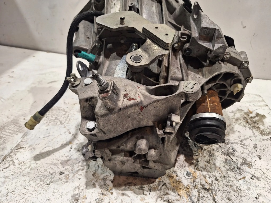 фото №10, Коробка передач передач tl4043 dacia duster 1.5 dci 10-