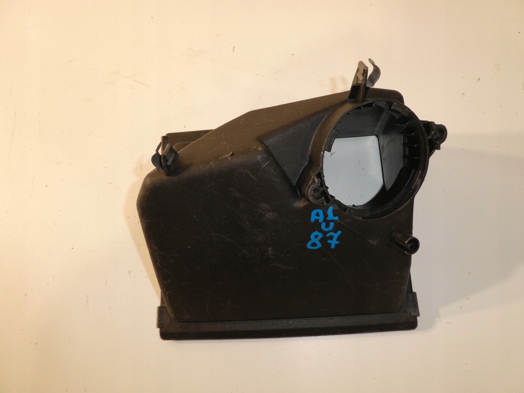 фото №1, Корпус фільтра повітря a6 c5 4b0133837