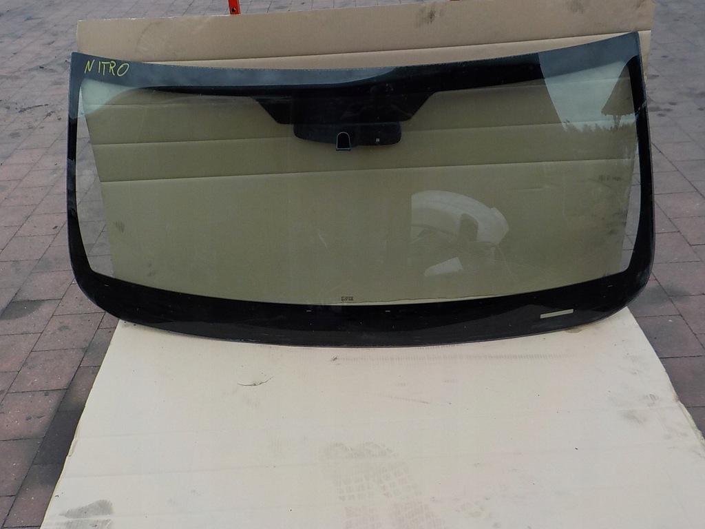 фото №1, Dodge nitro 08r стекло передняя лобовое