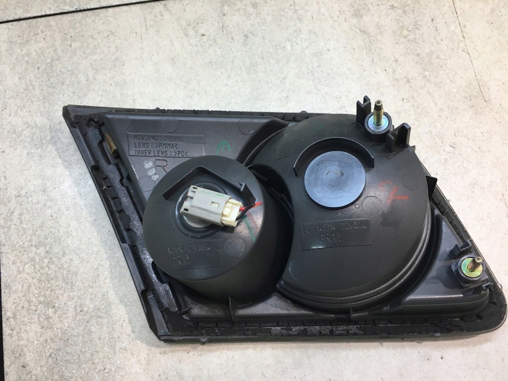 фото №6, Лампа правый задняя w крышка mazda 6 gg hb