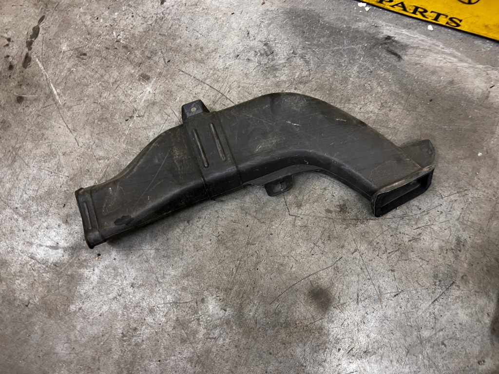 фото №1, Канал тунель шланг повітря перед правий dacia duster ii