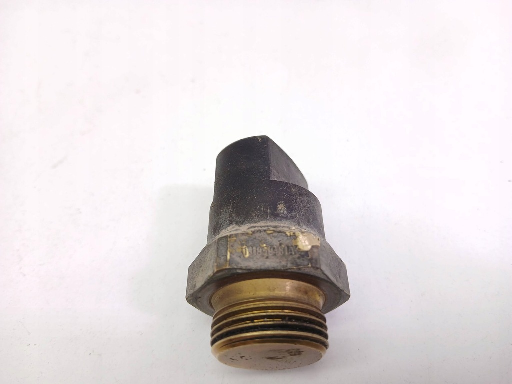 фото №5, Volkswagen golf iii 1993 датчик температуры жидкость охлаждающий