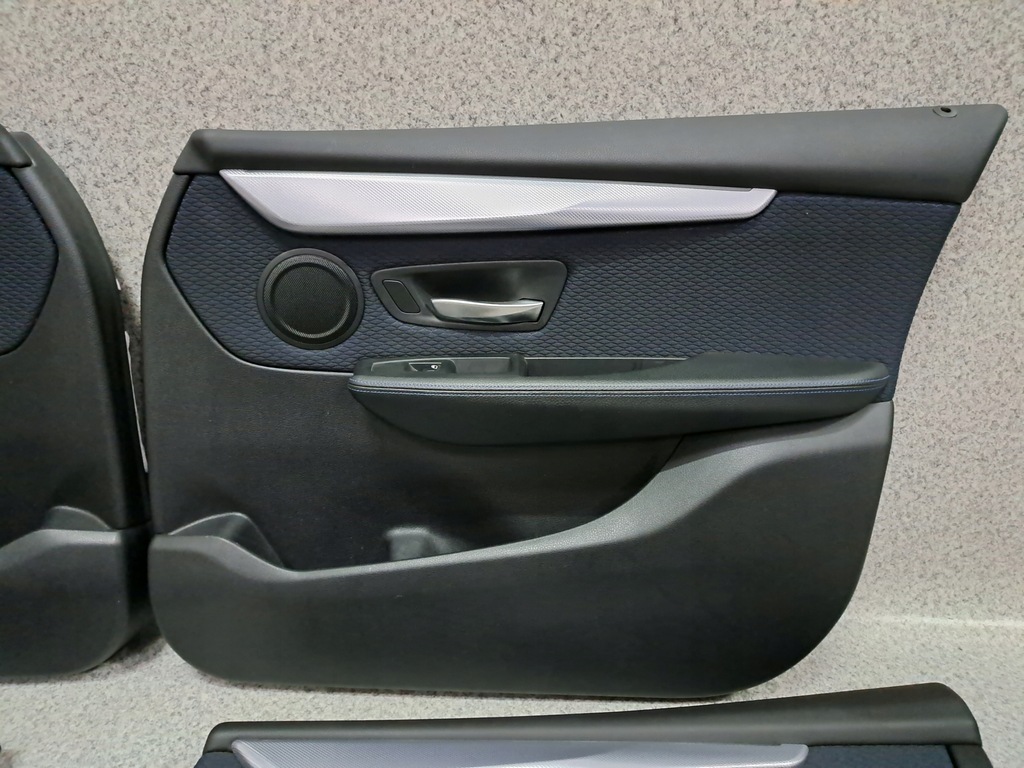 фото №5, Bmw 2 f45 m-pakiet оббивка двері обшивки перед задня комплект