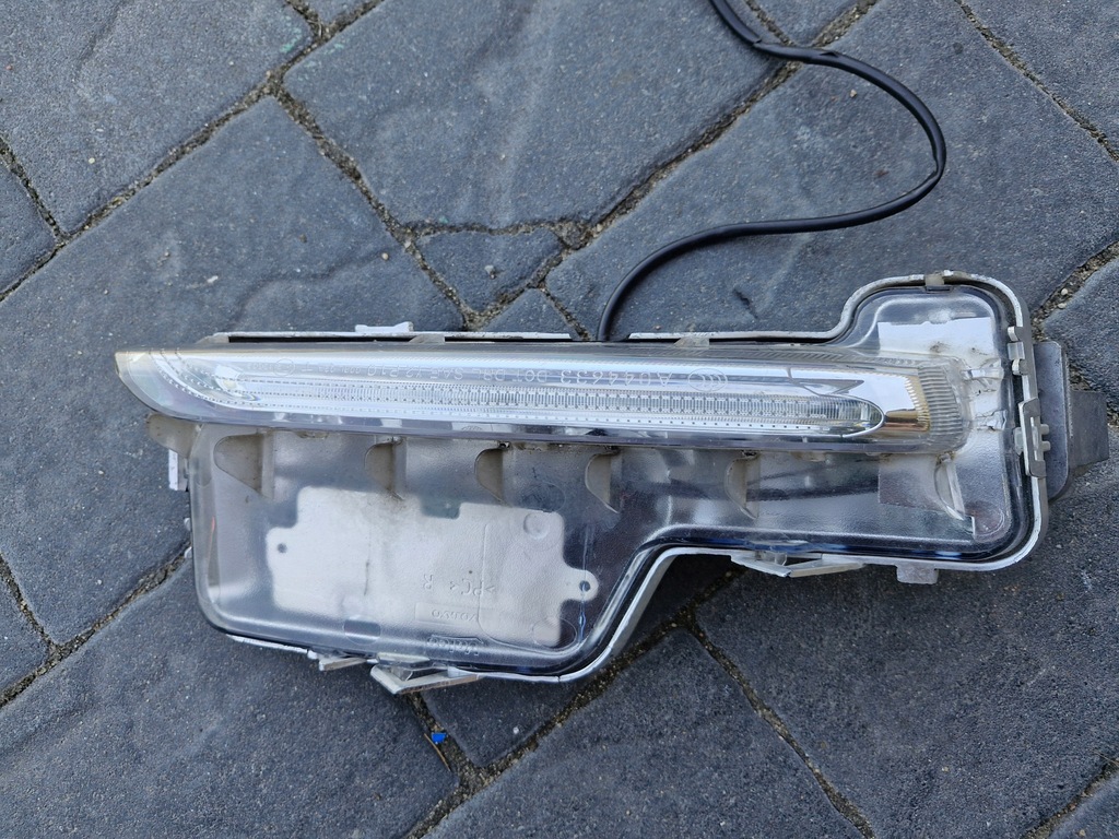 фото №1, Volvo v60 ii led дневной правый