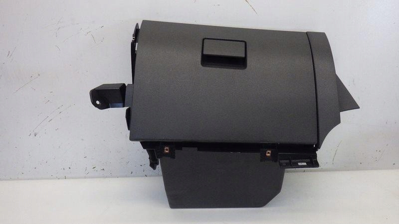 Купить Бардачок пассажира европа  3m51-r06044-alw ford kuga mk1 08-13