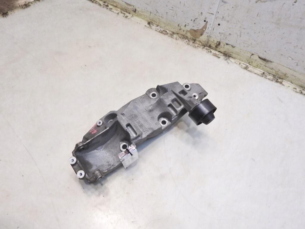 фото №6, Кронштейн основа генератора renault laguna iii 2.0 dci 8200527320