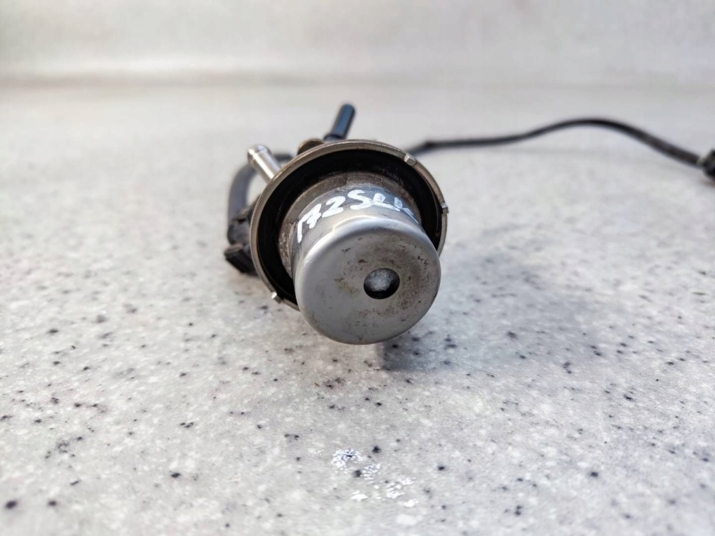 Інжектор форсунка adblue mercedes slk r172 w172 2.2 cdi a0004901413 Доставка