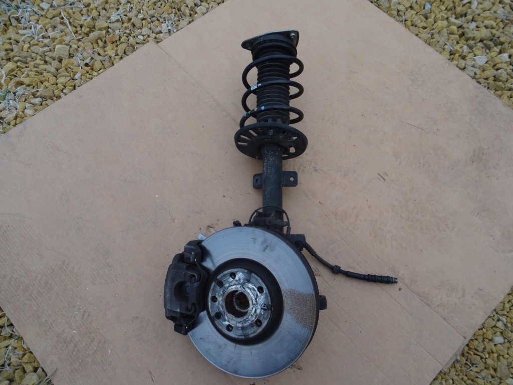 фото №1, C5 aircross амортизационная стойка левый 1.6 поворотный кулак