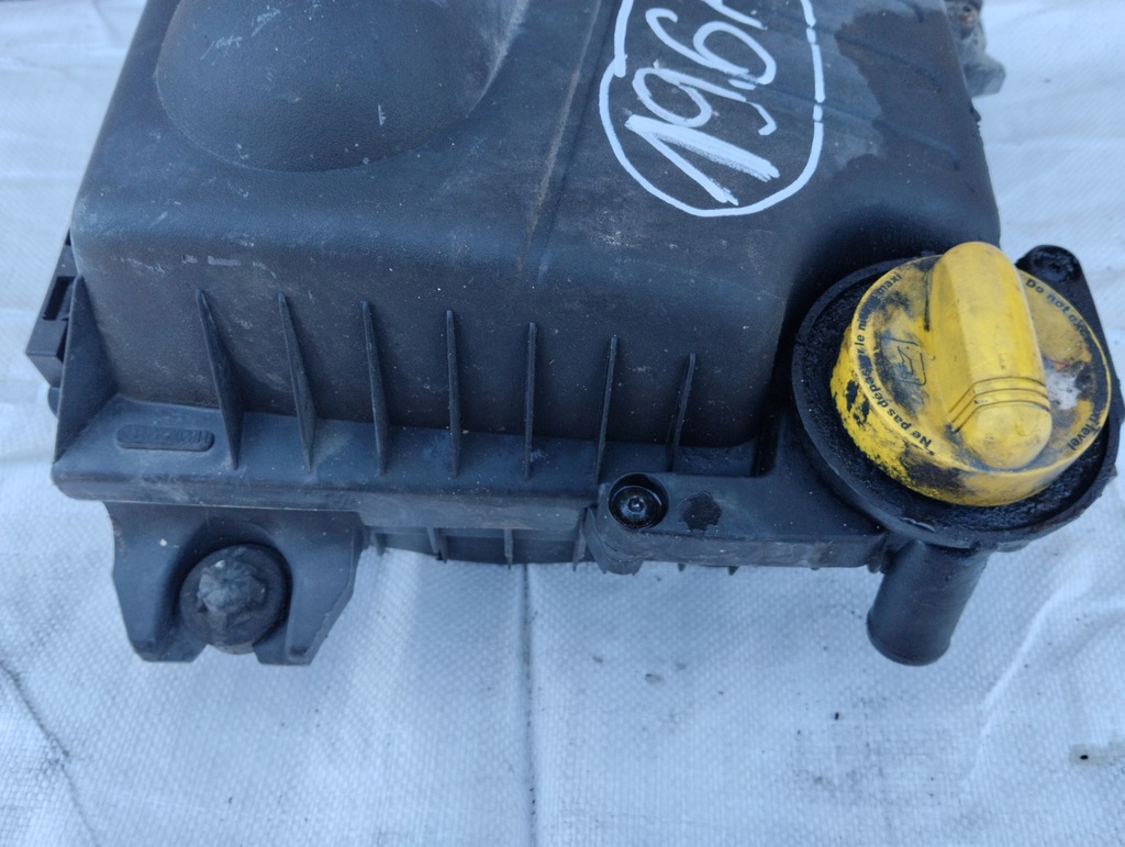 фото №6, Корпус фильтра воздуха renault trafic ii opel vivaro a 2.0 dci 8200467321