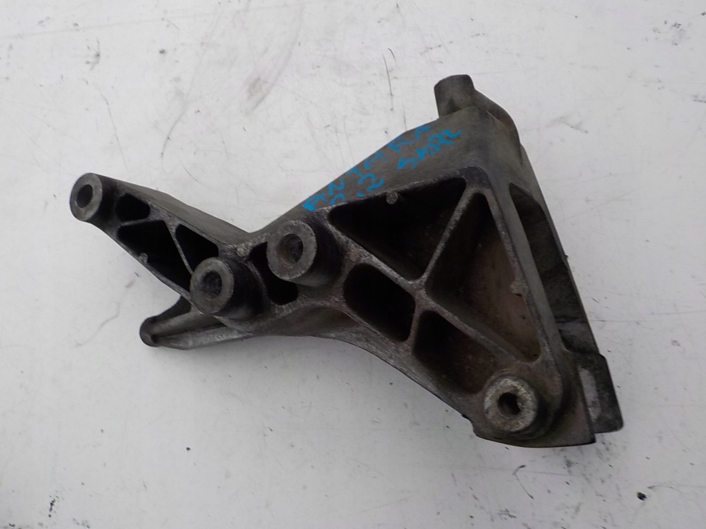 фото №1, Opel antara 2.2 cdti кронштейн кронштейн коробки
