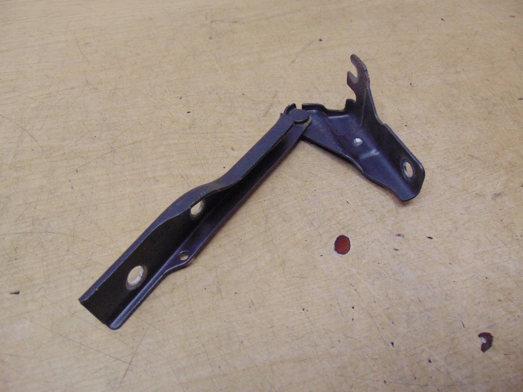 фото №5, Петля капот правий vw polo v 6r 6r0823302a