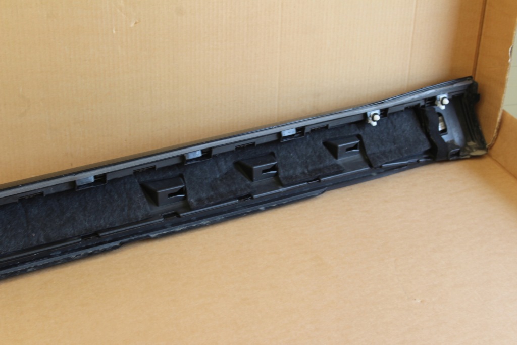 Порог правый  audi a8 d5 4n long ly9t с Разборки