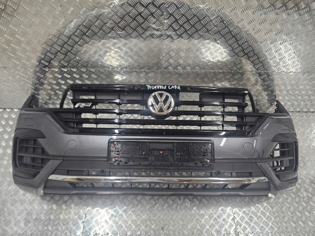 Купить Бампер передок  передний vw touareg 3 3 760 cr7 2017- lm7q r-line
