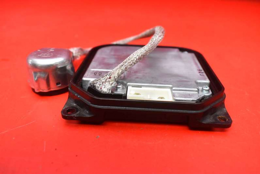 фото №5, Преобразователь ксенон ксенон правая 85967-51050 toyota avensis t27 09-11