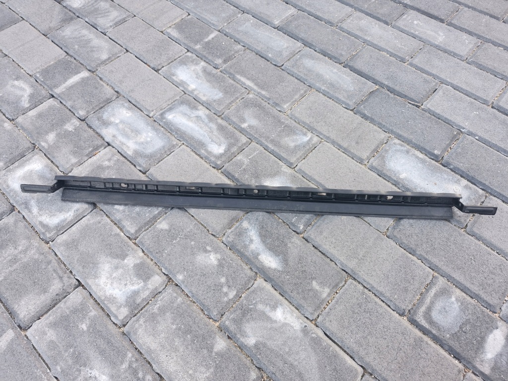 фото №1, Audi a4 b9 нижняя воздуховод воздуха оригинал