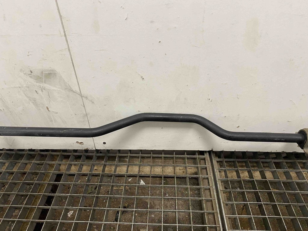 Mercedes-benz gla w156 x156 стабілізатор задній 2463202811 2014 2000cm3 Зі Шроту