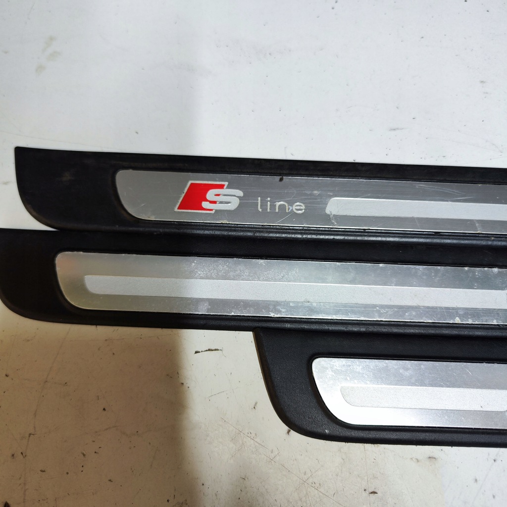 фото №4, Audi a4 b8 накладки пороговые внутреннее s-line