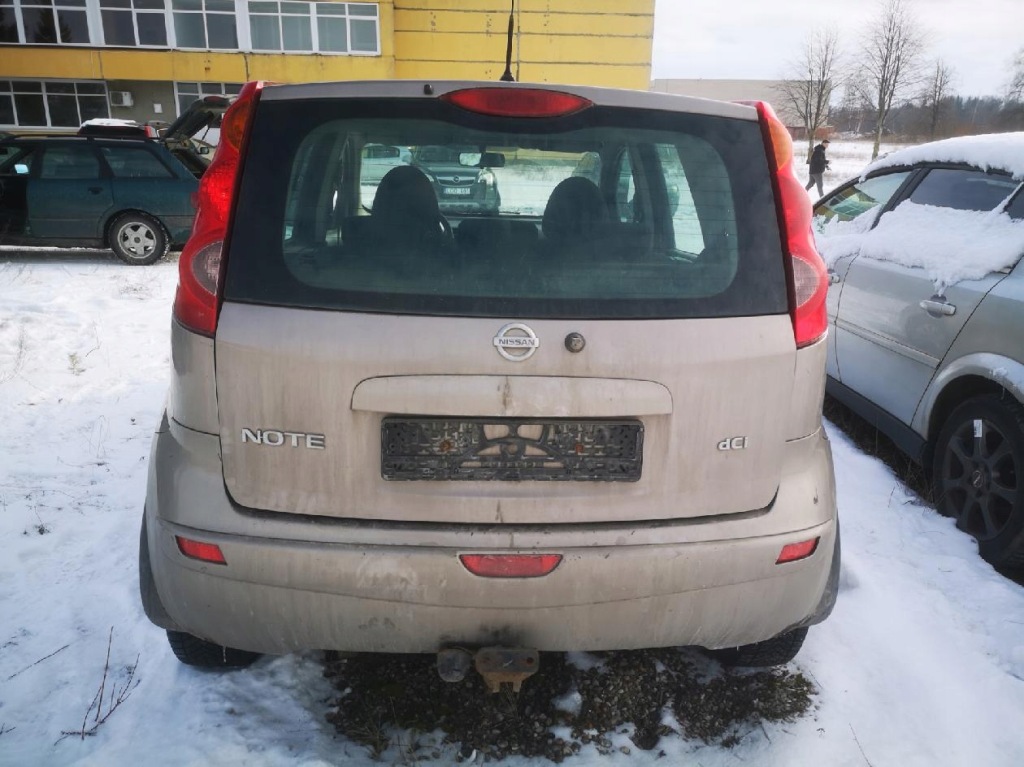 Купити Nissan note коробка запобіжників 2008 1.5l 252308f815