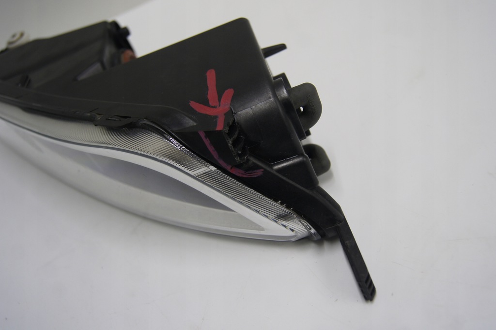 фото №10, Противотуманная фара левый решётка левая противотуманной фары бампера passat b8 kombi