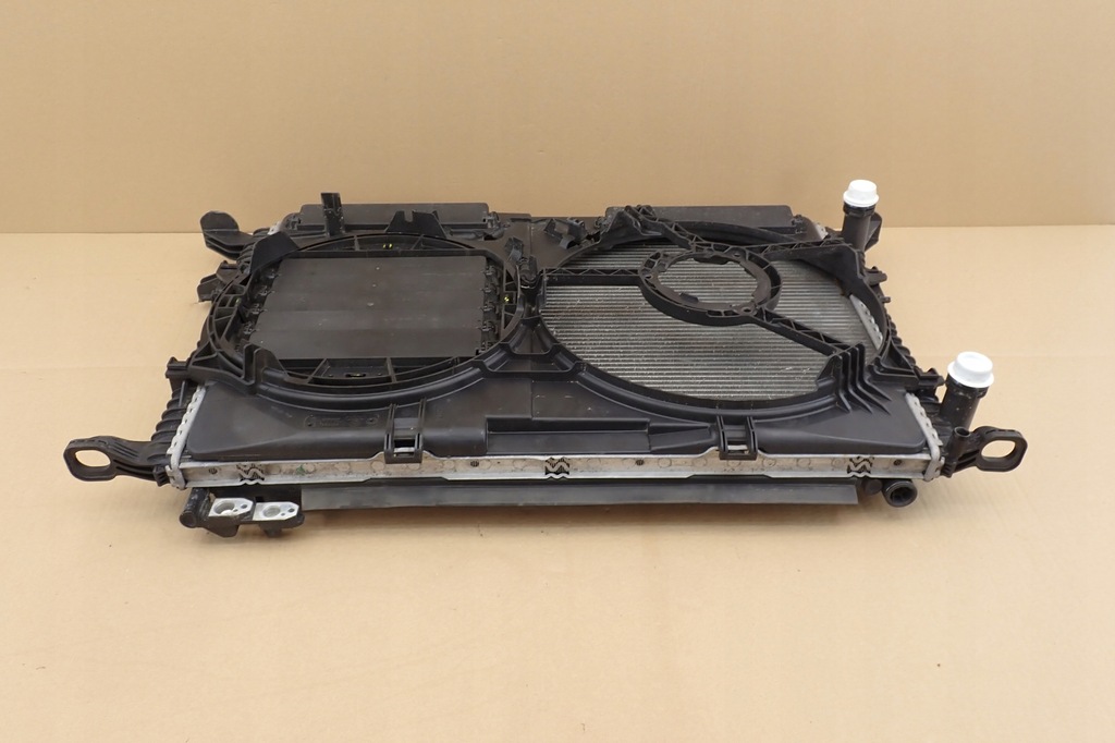 фото №11, Радіатор wody audi a4 b8 8k0121251l корпус вентилятора