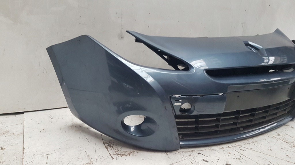 Бампер перед передний renault clio 3 рестайлинг  195 Цена