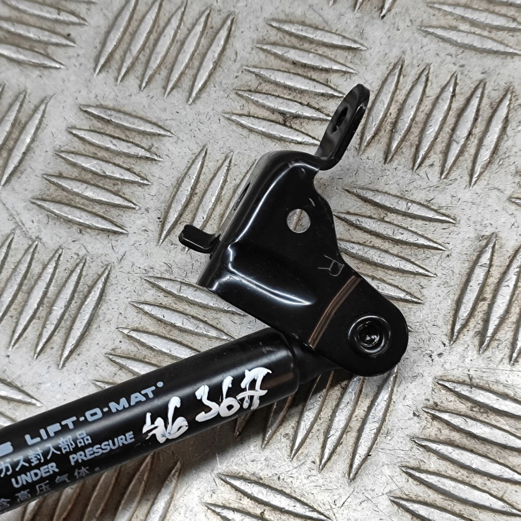 фото №7, Lexus rx 450h 2023 правая сторона привод капот передней