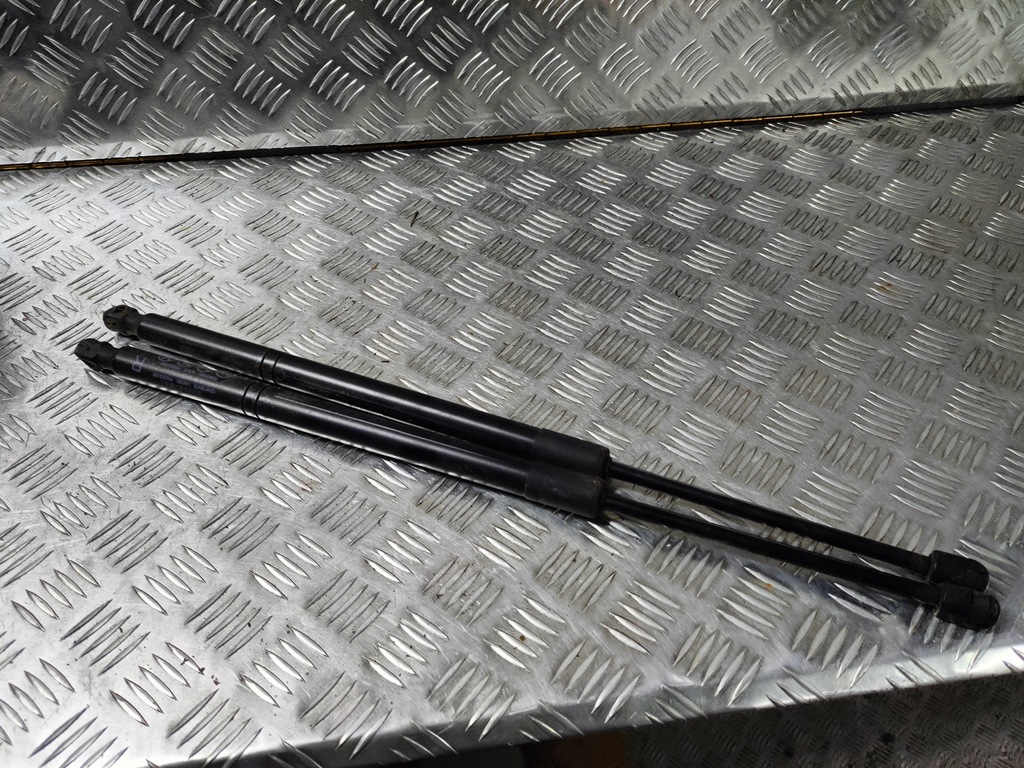 фото №1, Toyota sienna 2017 lift привід кришки амортизатор