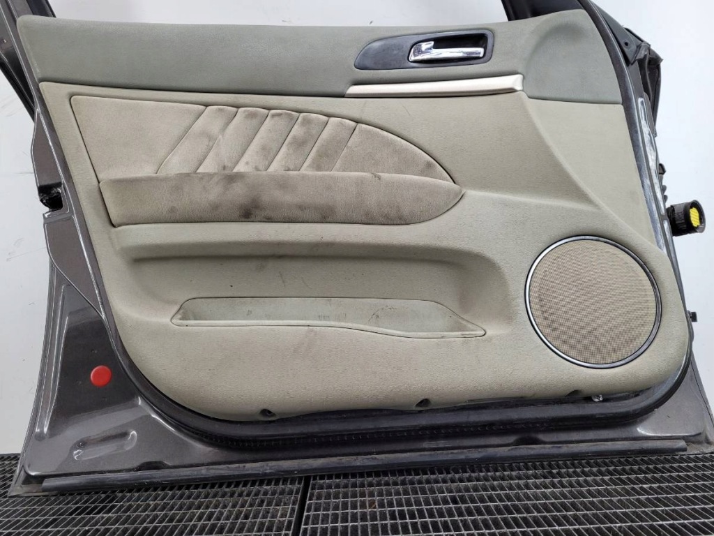 Двері перед передні ліва повний alfa romeo 159 Ціна