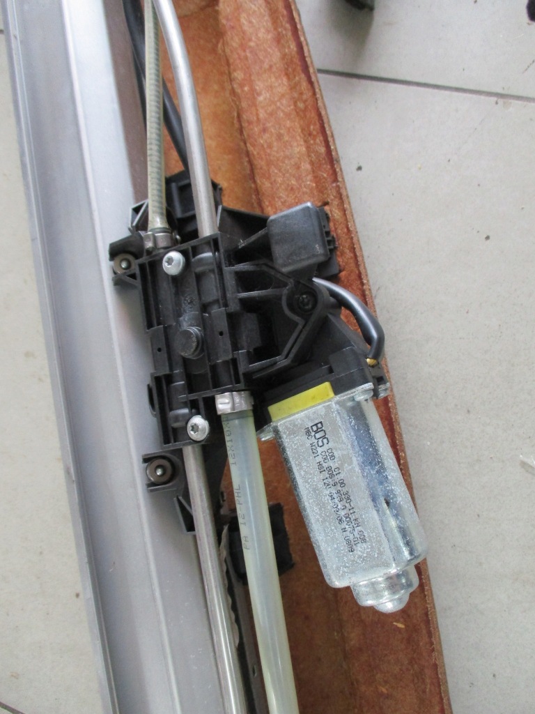 Mercedes w221 s klasa шторка задня задній скло Недорого