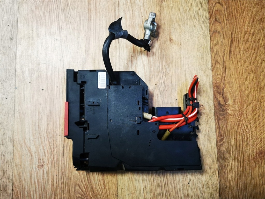 фото №1, Mercedes e-klasa w207 w212 клема плюсова +