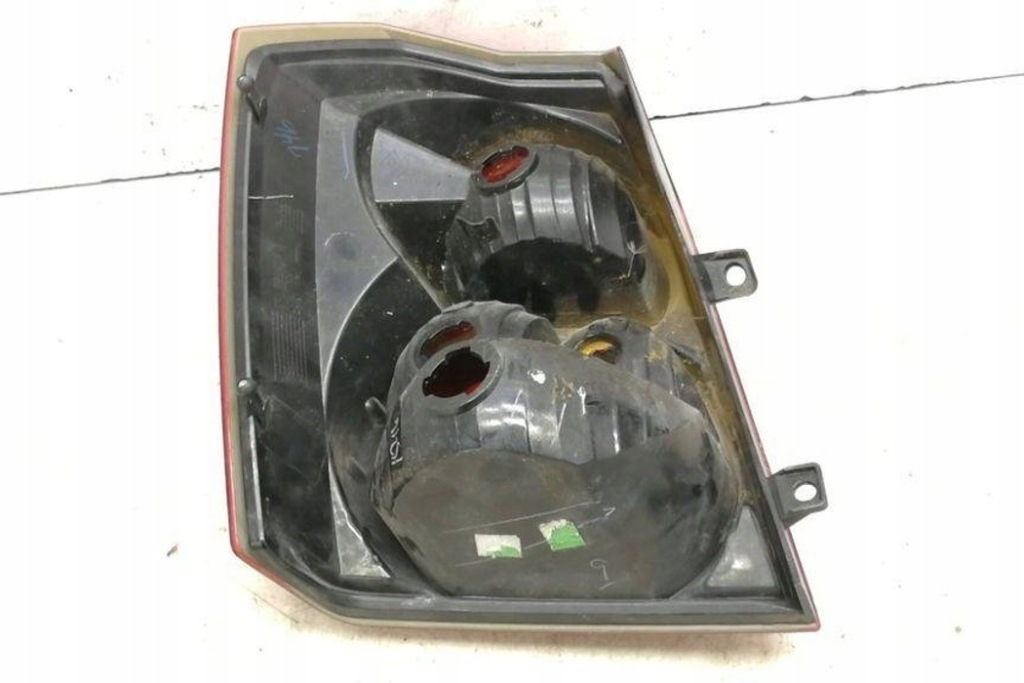 Лампа права задня dodge caliber 05303880ae 1.97l дизель 103kw 2007 Доставка