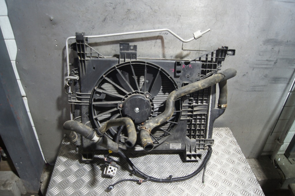 фото №11, Комплект радиатор вентилятор dacia duster i