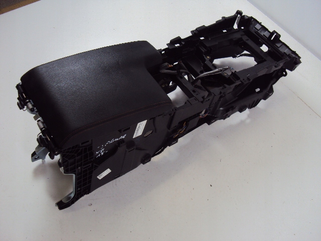 фото №5, Подлокотник jaguar xe 2015- hx83-045140-a