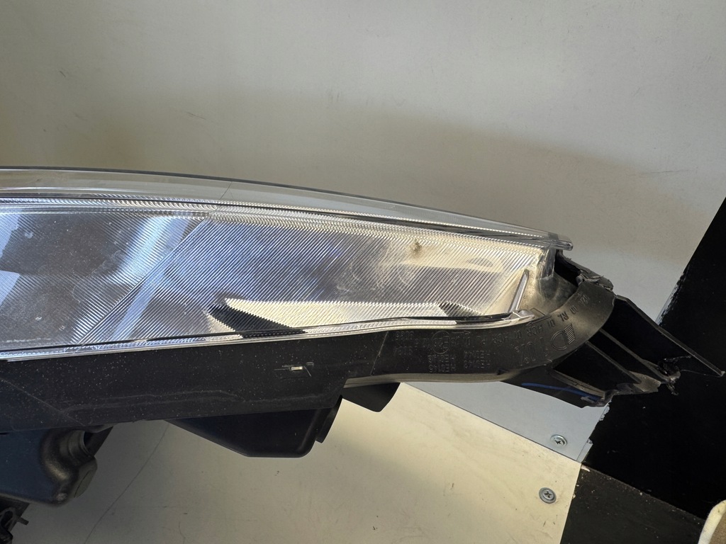 фото №9, Nissan e-nv200 лампа правый перед 26010-4fa1a