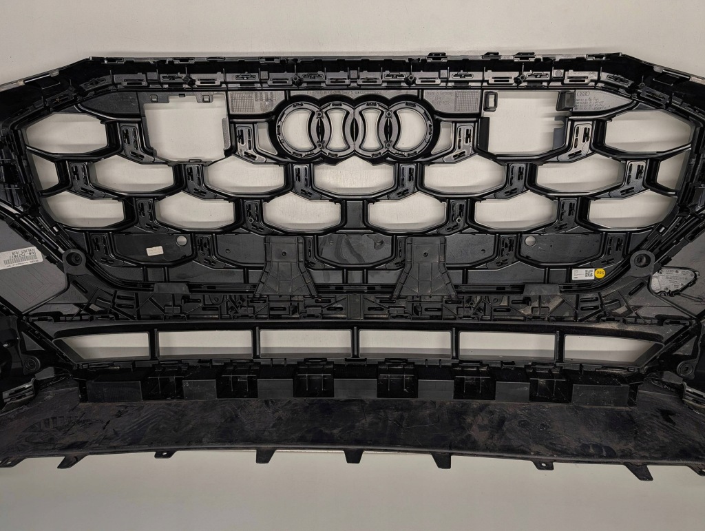 Бампер перед audi q8 lift s line 2024- в Украине