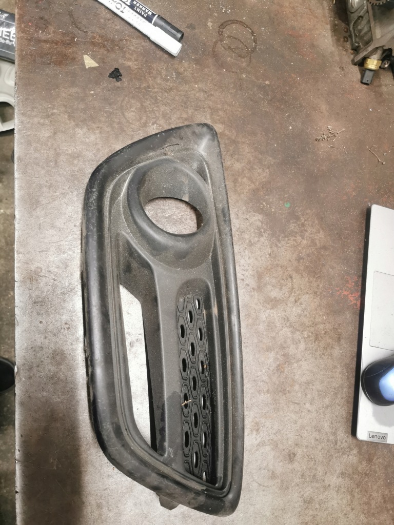 фото №1, Решітка бампера renault captur i 620740754r