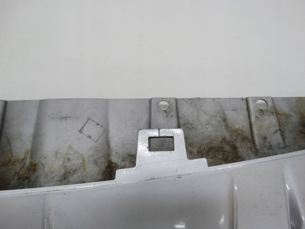 Maserati levante granlusso 17+ спойлер бампера передній молдинг 670042317 Київ