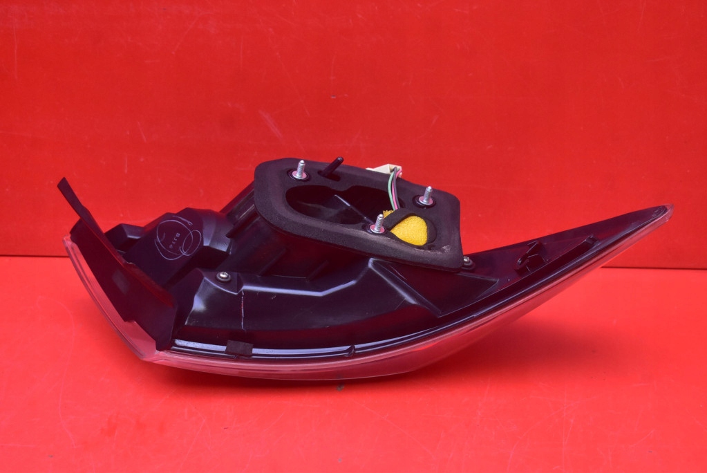 фото №6, Лампа права задня задня gs1f-51150 mazda 2 ii gh 5d hb 07-12