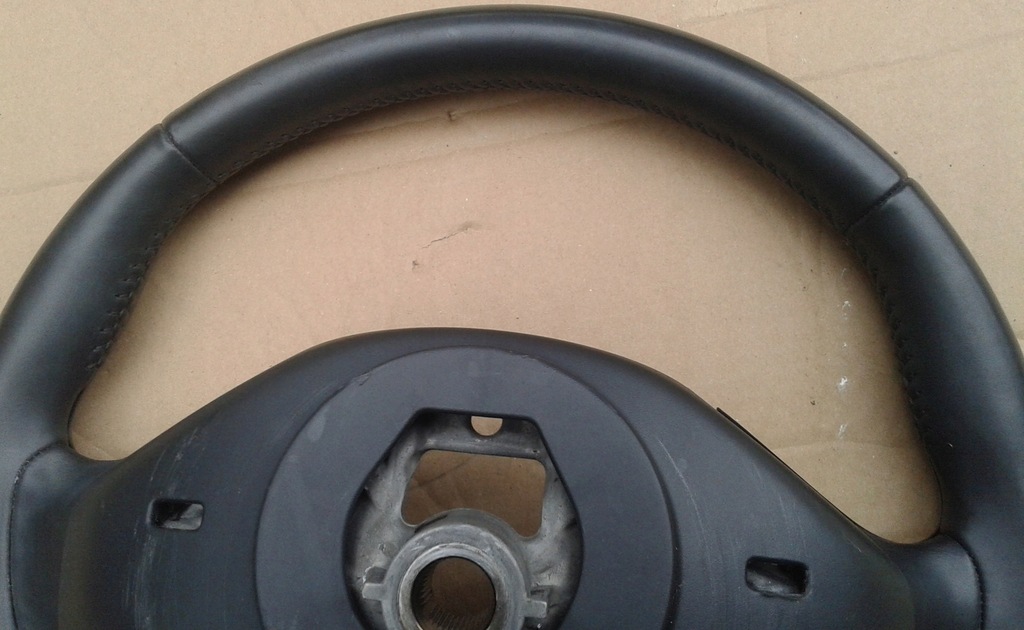 фото №12, Воздуховод карбон renault captur 1 i 13-19 484003722r