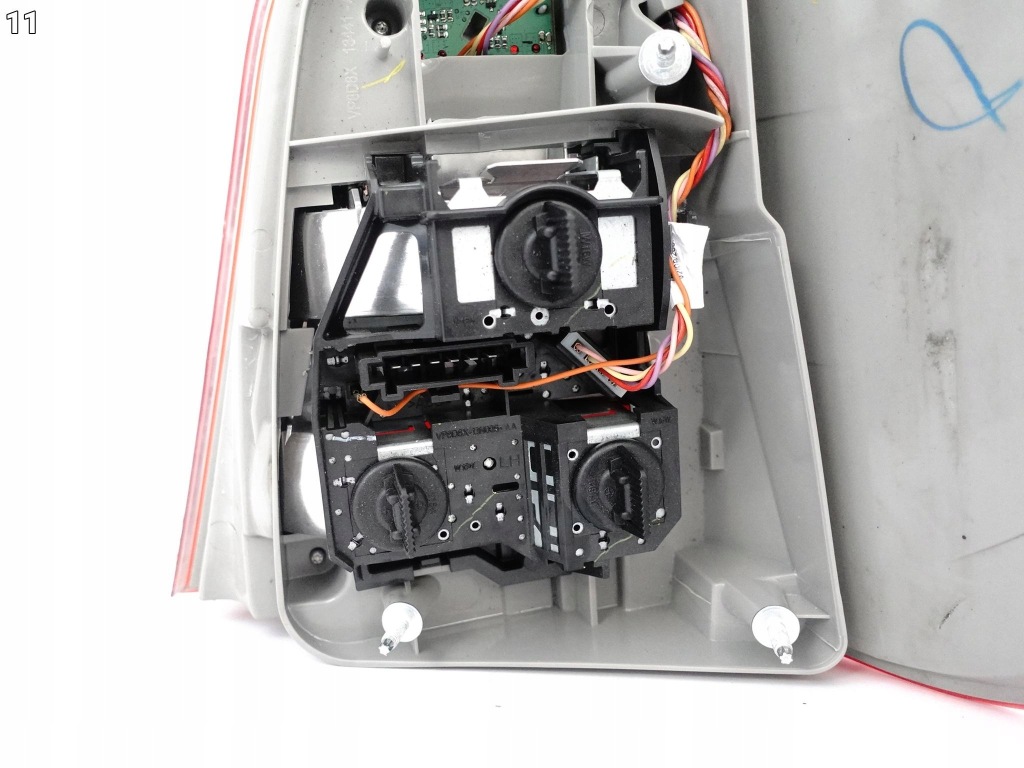 фото №12, Mercedes ml ii w164 lift / mopf 08-11 лампа led левая задняя europa