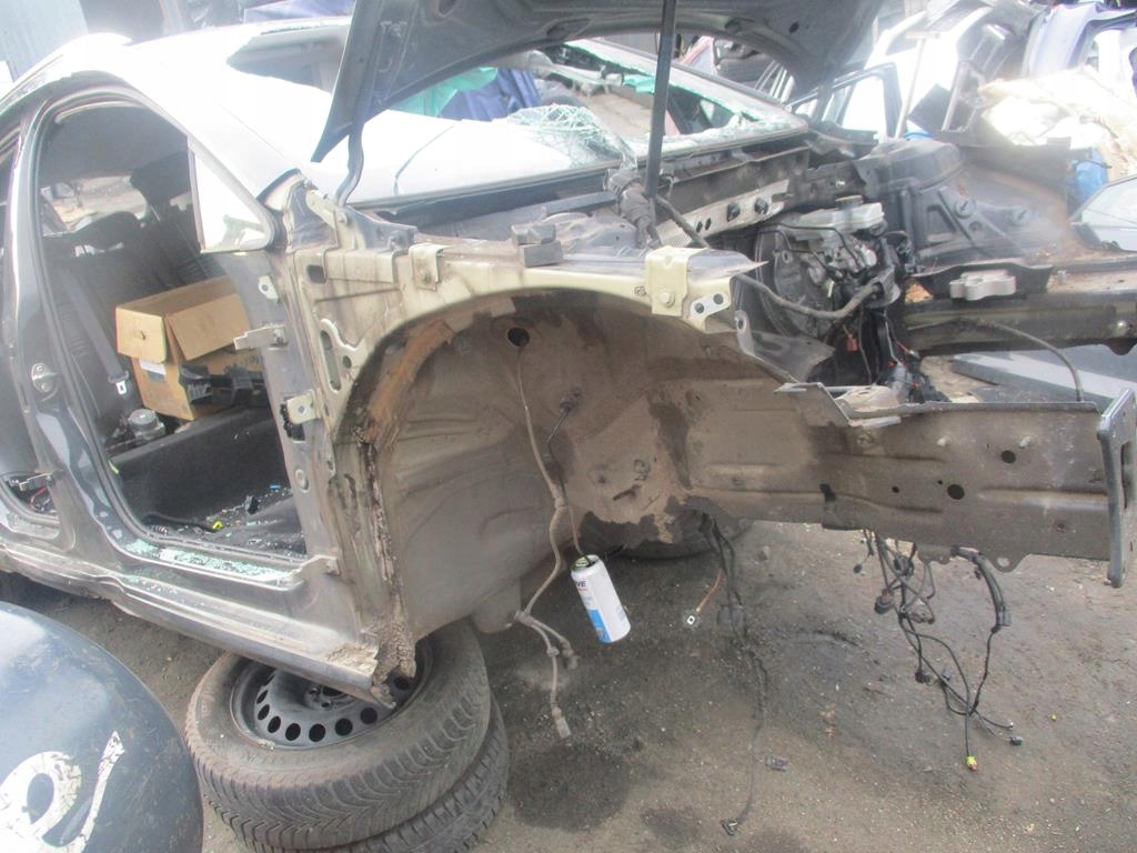 фото №1, Golf vii чверть права передня