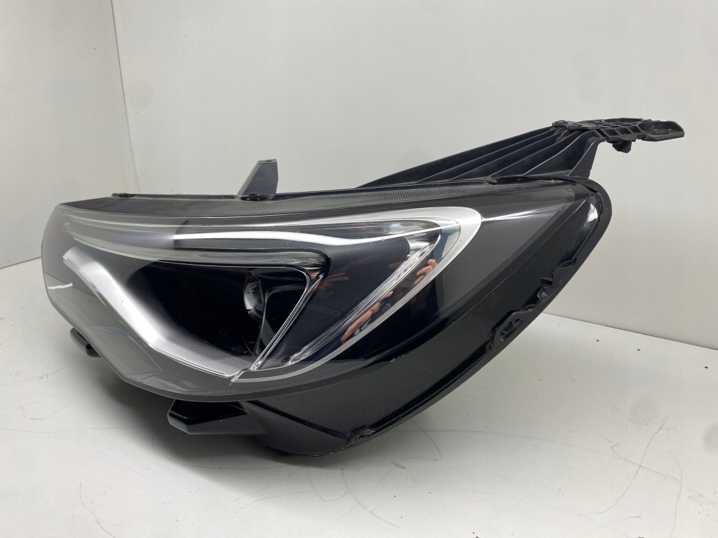 фото №3, Opel grandland x лампа ліва перед led yp00126280