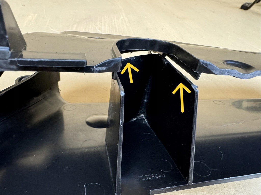 фото №8, Bentley continental gt 18r- канал повітрозабірник повітря повітропровід права