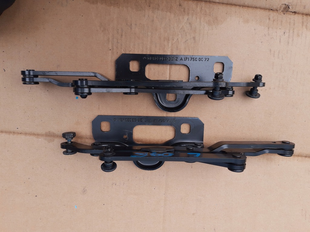 фото №2, Mercedes slk r171 петля крышки задняя левый+ правый