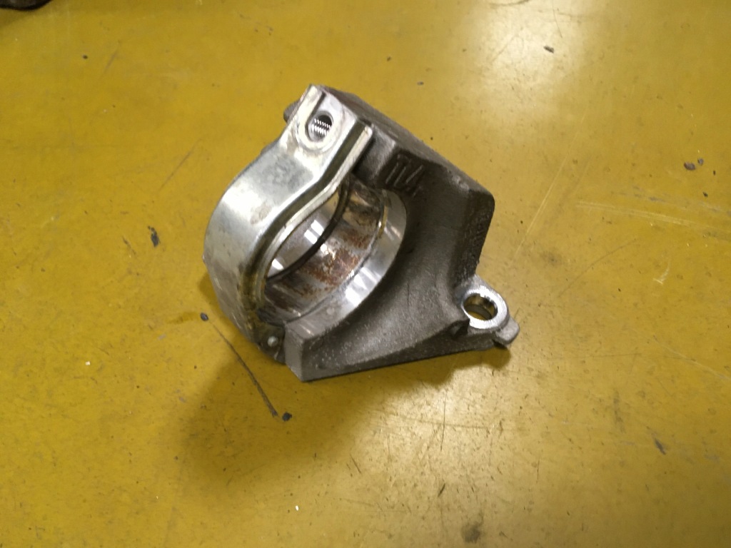 фото №3, Кронштейн підпора піввісь renault megane iv 1.3 1.2 tce