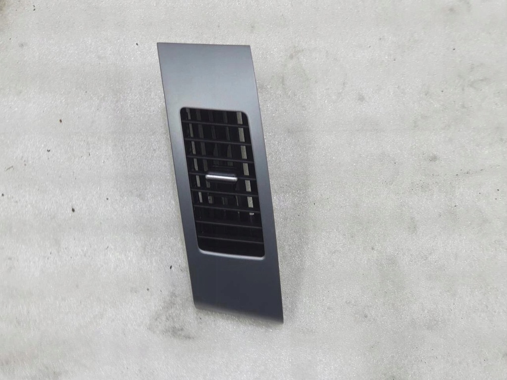 фото №1, Решітка обдув середня ліва mitsubishi outlander