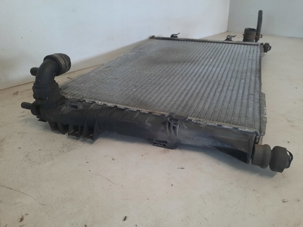 Jaguar x-type 01-07 радіатор води pa66-gf30 4g430ab Київ
