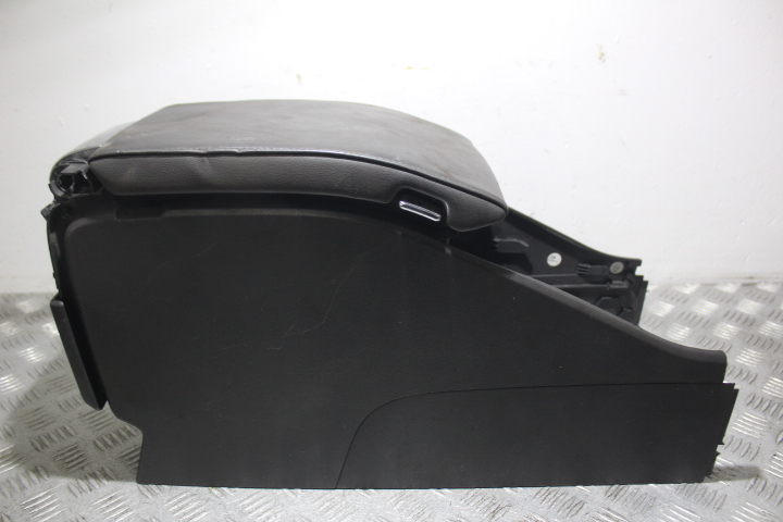 фото №1, Підлокітник volvo v70 iii