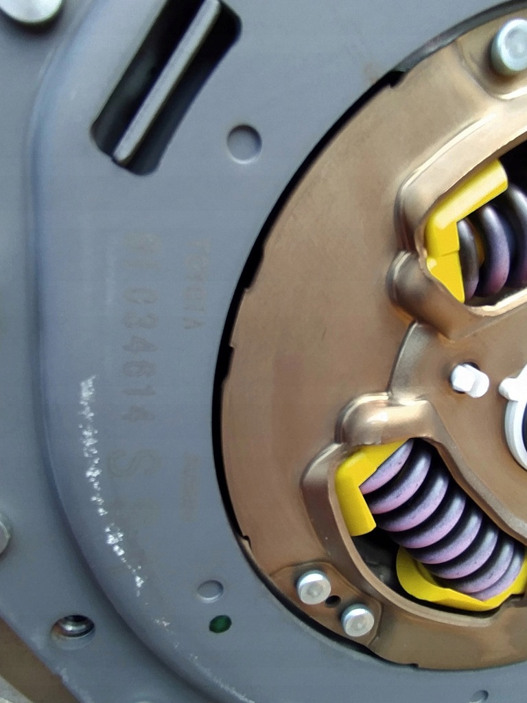 фото №16, Toyota yaris iii hybrid 1.5 двигун x1nz-p92